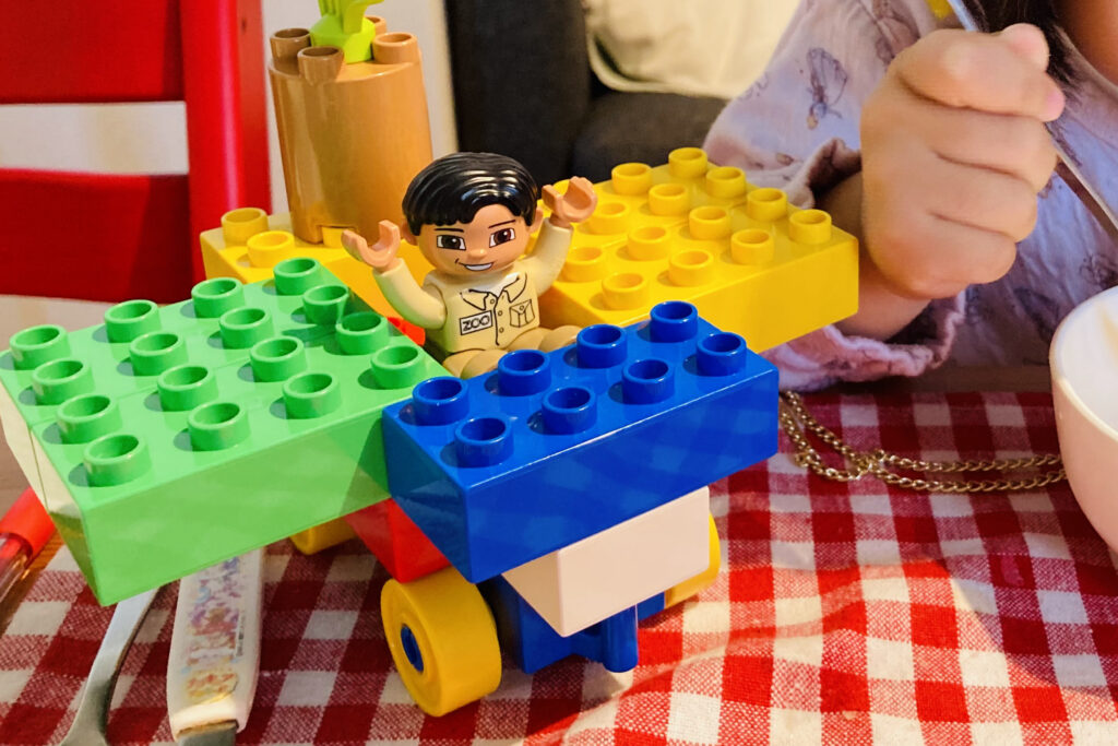 Duplo and brekkie
